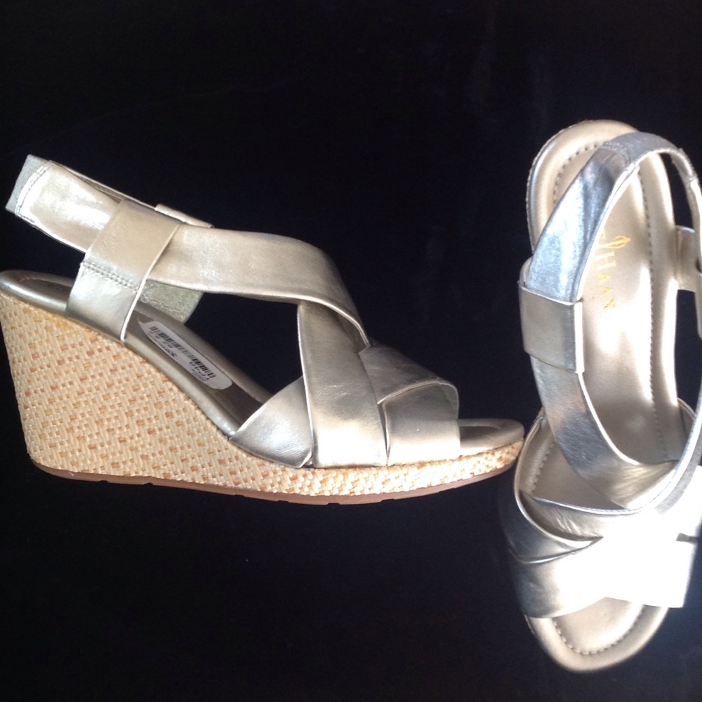 Cole Haan New Gold Leather Wedge Sandal Size 8.5